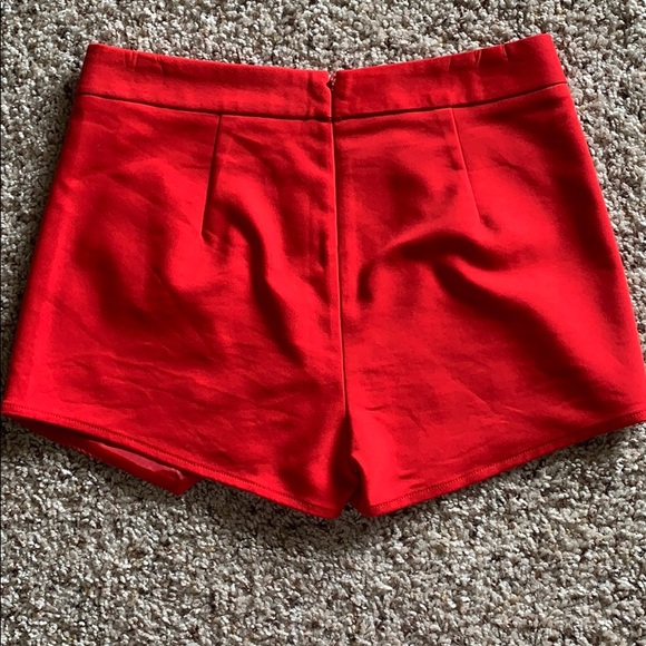 Express Skort - Picture 2 of 5